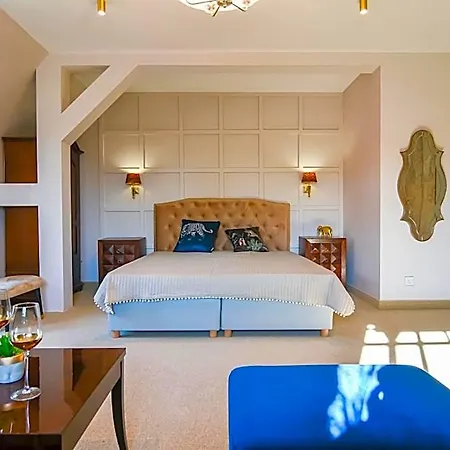 B&B Kashmir 3*